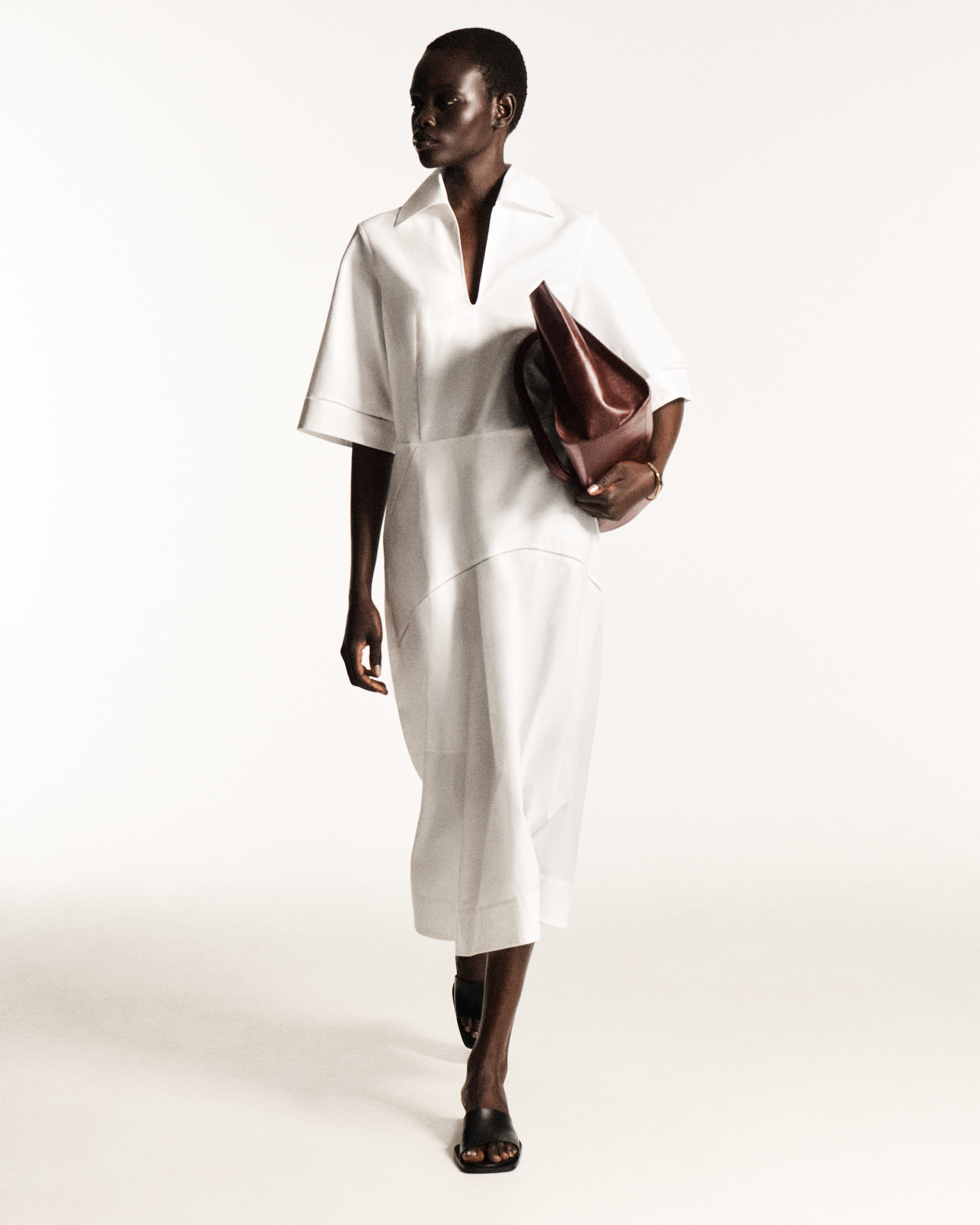 刺繍入りピマ コットンミディドレス